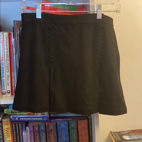 🔥3 FOR $10🔥 F21 Black Suede Skirt - Picture 1 of 3
